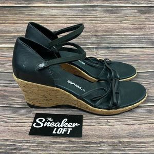 Teva Riviera Wedge‎ Strappy Women's Black Sandals